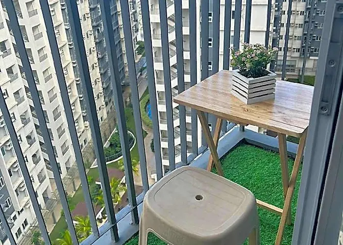 Justrelax Staycation At Vine Residences 4*