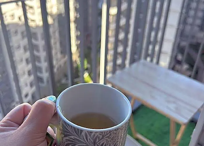 Justrelax Staycation At Vine Residences 호텔 4*